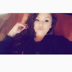 Meet your Posher, Kylee